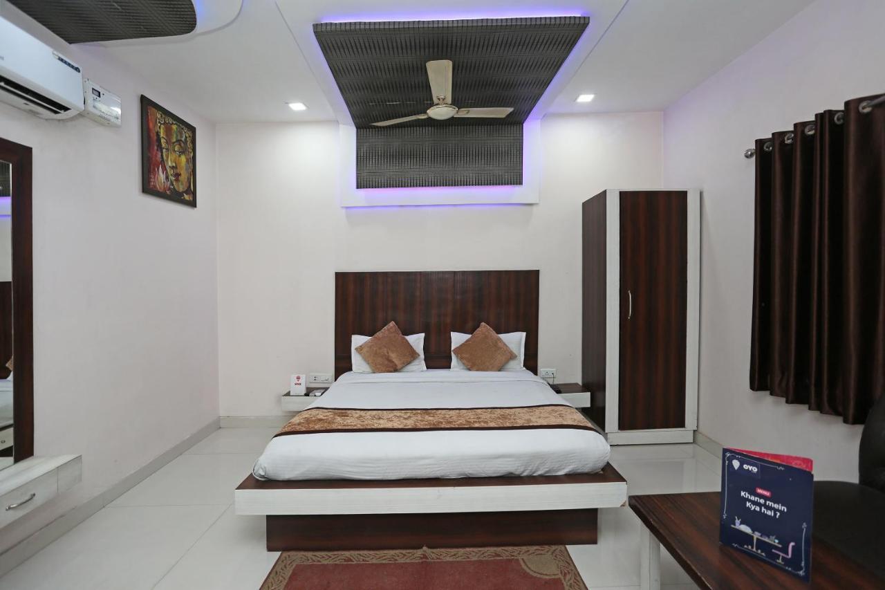 Oyo 3202 Hotel Gayatri Residency Agra  Extérieur photo