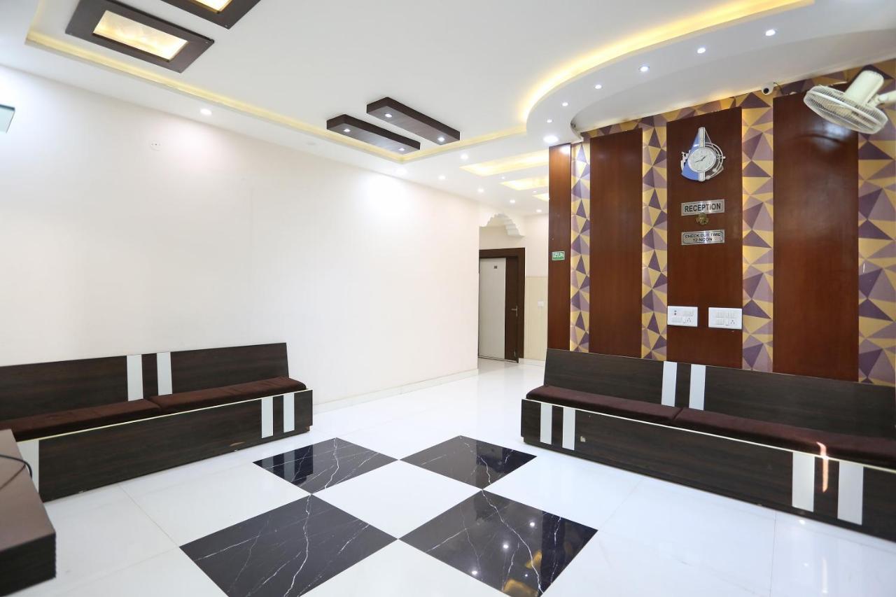 Oyo 3202 Hotel Gayatri Residency Agra  Extérieur photo